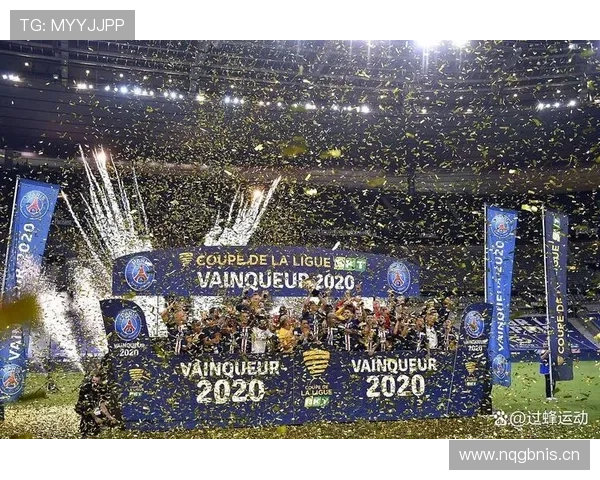 世界杯精彩对决落幕，国家队逆转胜利引发球迷狂欢 - 副本 (2)